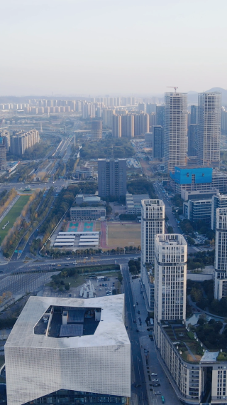 城市航拍南京城市高楼建设竖屏