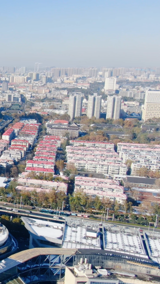 城市航拍山东济南城市建设竖屏