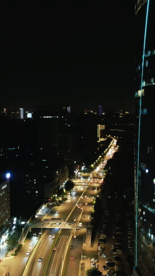 城市航拍武汉城市夜景灯光交通竖屏航拍