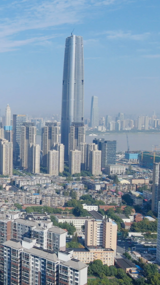 城市航拍武汉第一高楼竖屏航拍