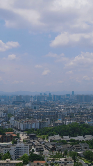 城市航拍江西赣州城市风光竖屏