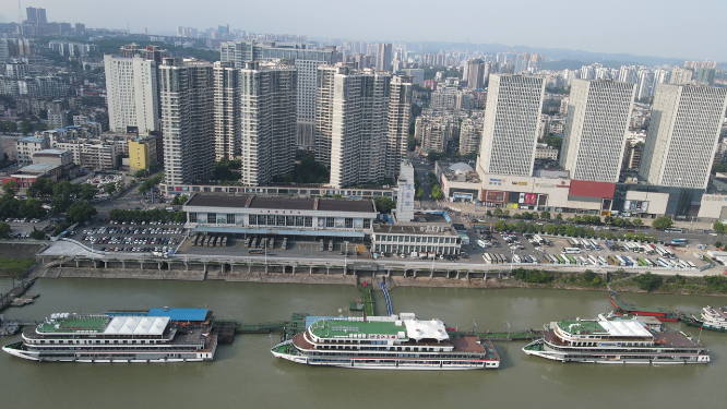城市航拍湖北宜昌沿江大道万达广场宜昌国际广场