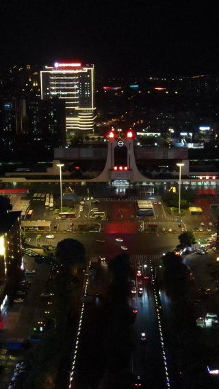城市航拍湖南岳阳火车站夜景