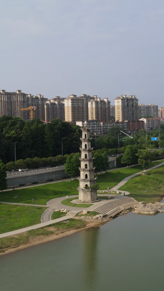 城市航拍湖南益阳斗魁塔地标建筑