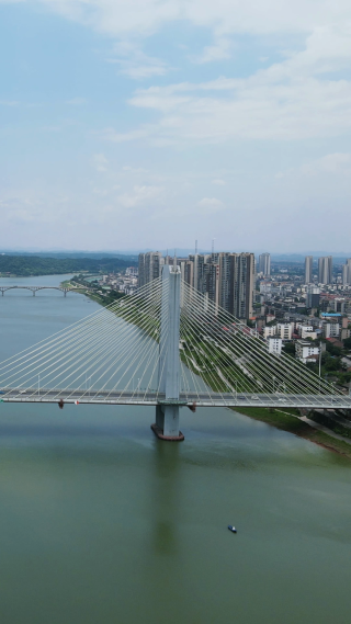 城市航拍湖南益阳溪流湾大桥竖屏