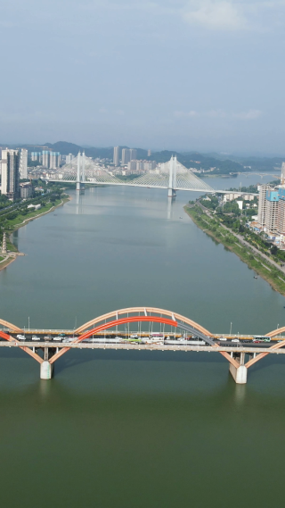 城市航拍湖南益阳龙洲大桥竖屏