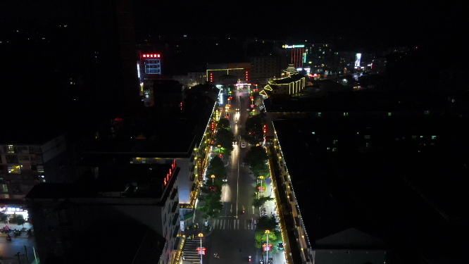 城市航拍湖南通道城市夜景交通车辆
