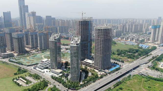 城市航拍湖南长沙城市在建商务大楼