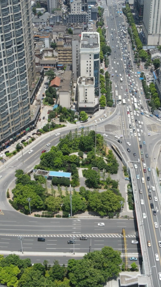 城市航拍湖南长沙城市拥堵交通竖屏