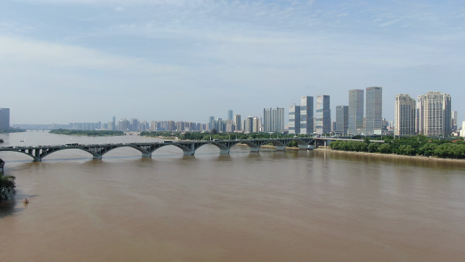城市航拍湖南长沙湘江橘子洲大桥