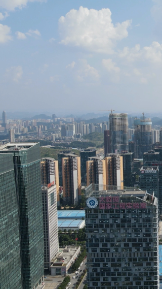 城市航拍贵阳经济开发区竖屏