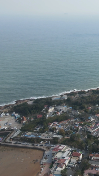 城市航拍青岛小鱼山岛屿竖屏