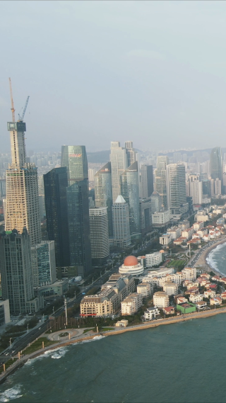 城市航拍青岛海岸线竖屏航拍