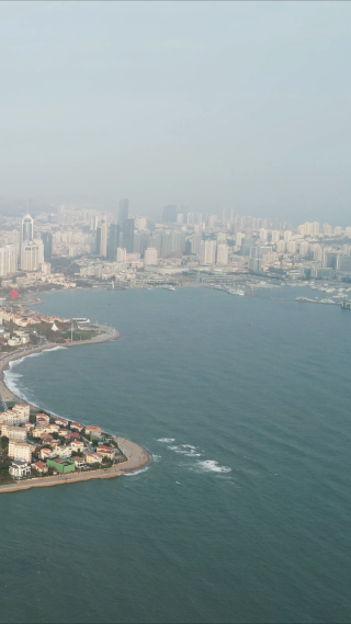 城市航拍青岛海岸线竖屏航拍
