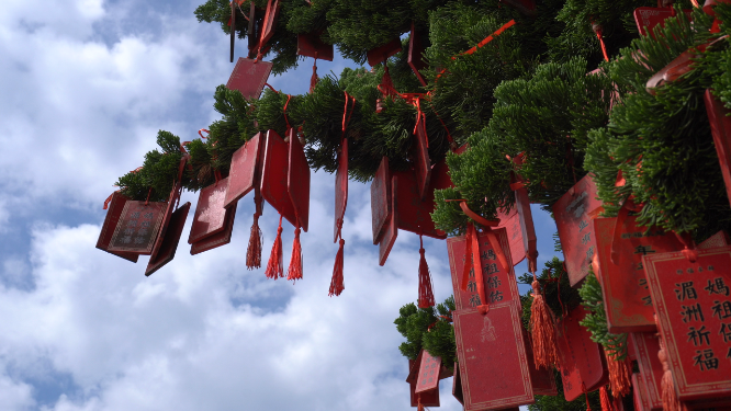实拍寺庙许愿牌祈祷愿望平安