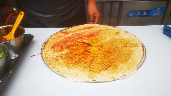 实拍手抓饼制作