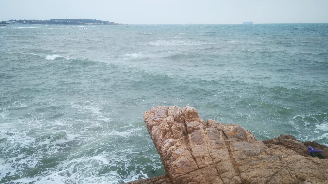 实拍波涛汹涌大海海浪浪花