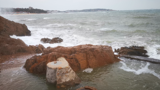实拍波涛汹涌大海海浪浪花