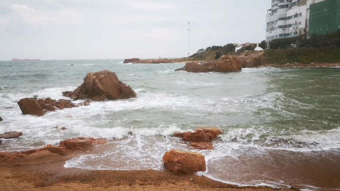实拍波涛汹涌大海海浪浪花