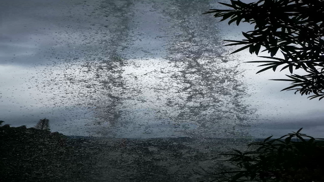 实拍瀑布流水湖南芙蓉镇
