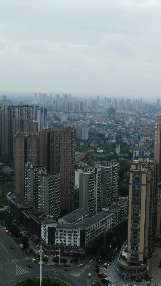 航拍湖南岳阳城市风光