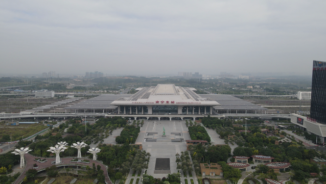 广西南宁东站高铁航拍