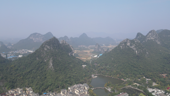 广西桂林奇山哈斯特地貌