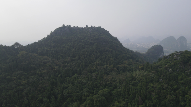 广西桂林山水甲天下喀斯特地貌奇山航拍