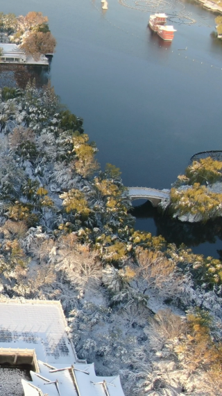 旅游景区山东大明湖雪景航拍 