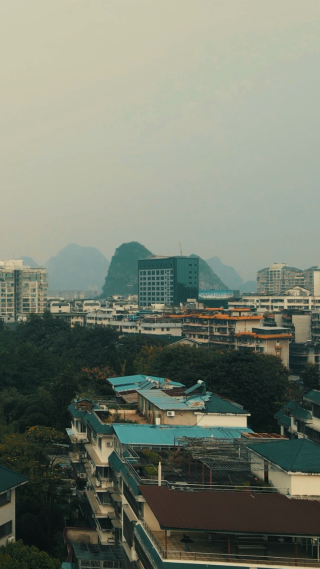 旅游景区广西桂林叠彩山5A景区竖屏