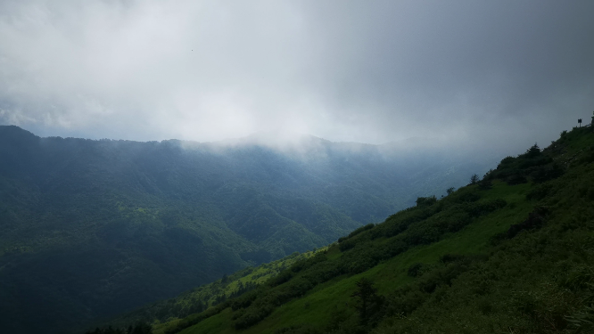 旅游景区湖北神农架5A景区天际岭云海