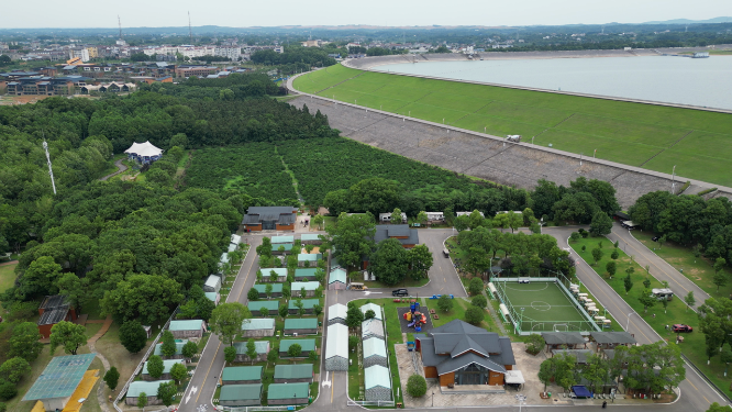 旅游景区湖北荆州洈水景区汽车露营地 