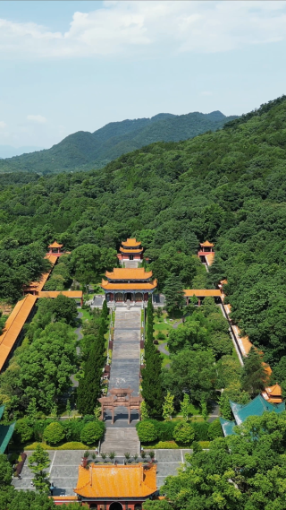 旅游景区湖南常德夹山国家森林公园闯王陵