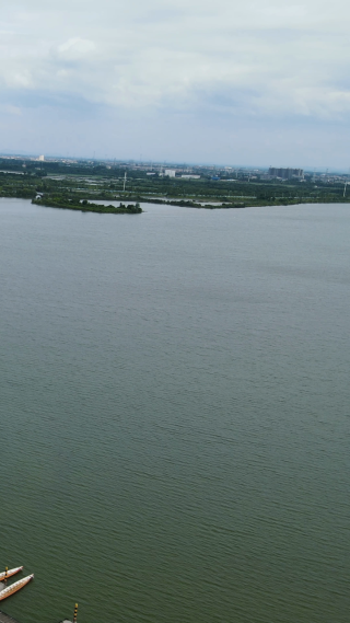 旅游景区湖南常德柳叶湖风光竖屏