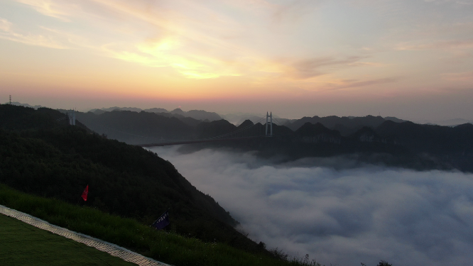 旅游景区湖南湘西矮寨大桥云海日出航拍