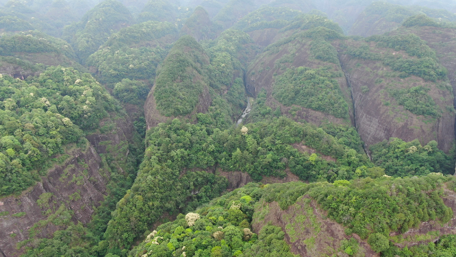 旅游景区福建泰宁5A景区丹霞地貌九龙潭