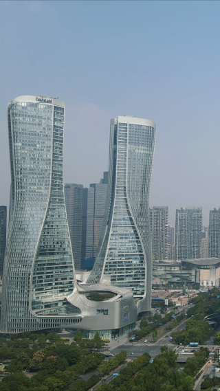 杭州市民中心来福士地标建筑竖屏航拍