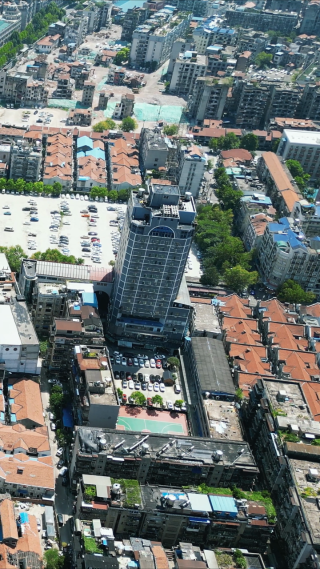 武汉江汉路商业圈步行街竖屏航拍