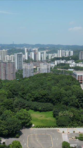 湖北宜昌三峡职院竖屏航拍