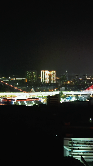 湖北宜昌城市夜景灯光竖屏航拍