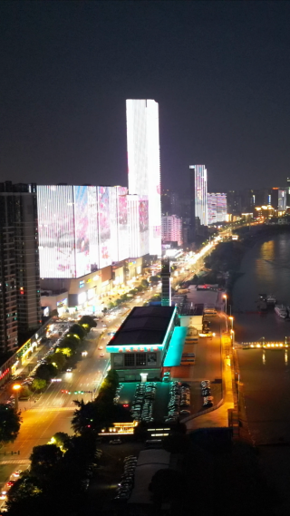 湖北宜昌城市夜景竖屏航拍
