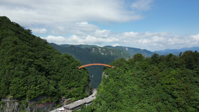 湖北神农架5A景区彩虹桥航拍