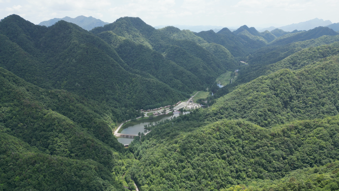 湖北神农架巴桃园4A景区航拍