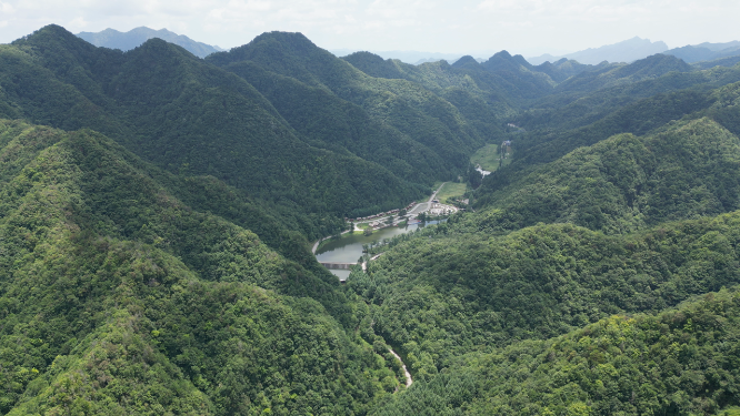 湖北神农架巴桃园4A景区航拍