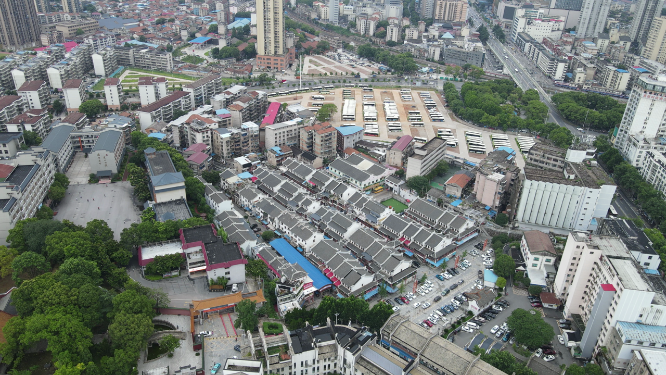 湖南岳阳巴陵广场古建筑商业街航拍