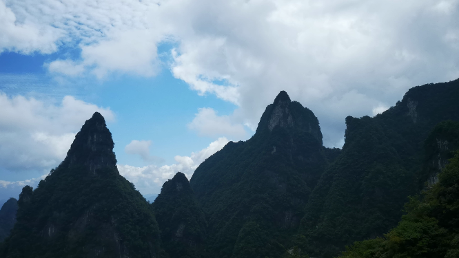 湖南张家界天门山5A景区索道观光