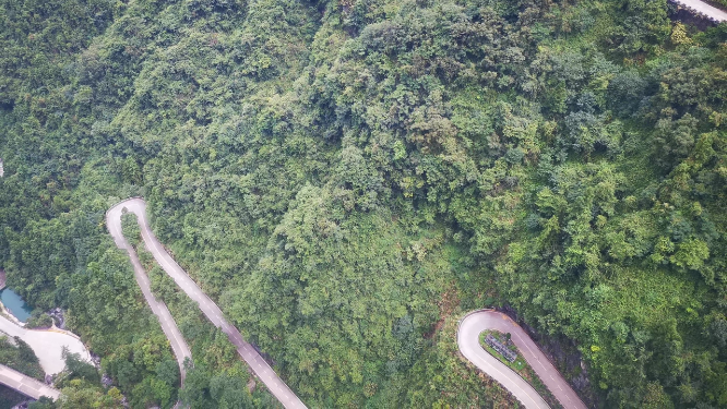 湖南张家界索道观光99道弯