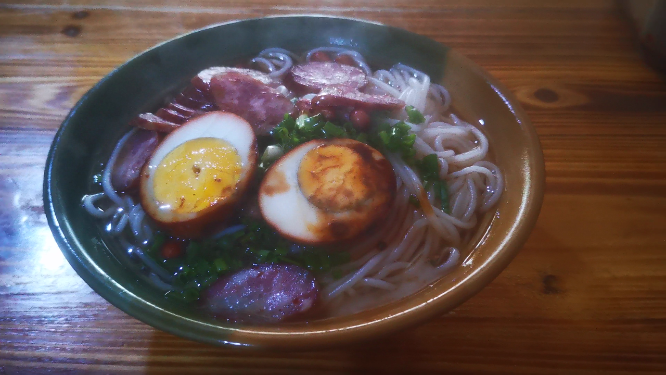 湖南怀化特色美食香肠粉