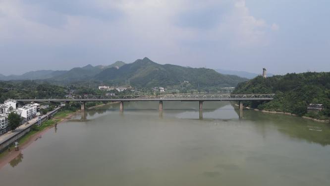 湖南洪江跨江铁路航拍