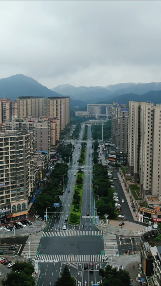 湖南湘乡市城市风光交通竖屏航拍